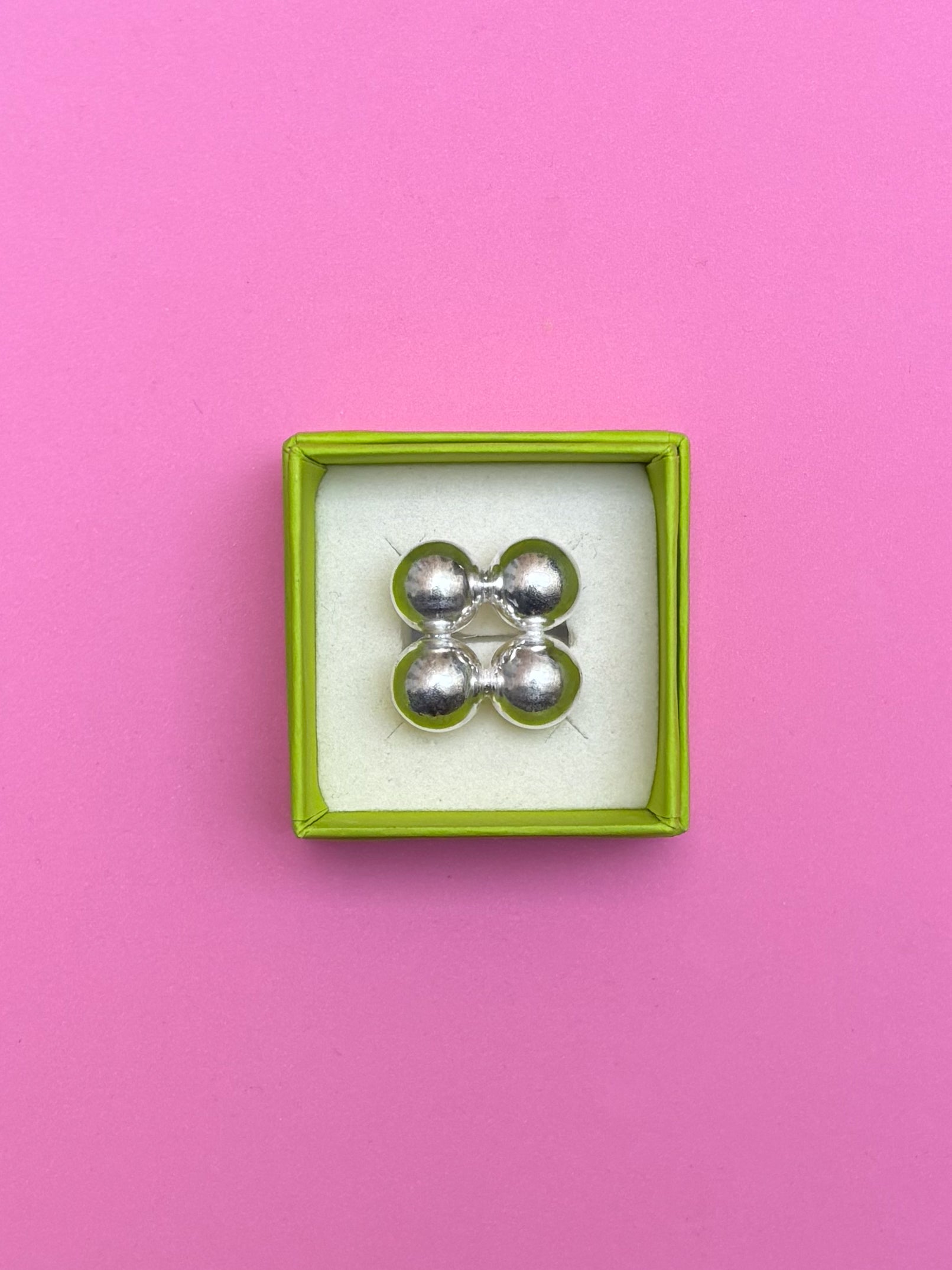 clover ring